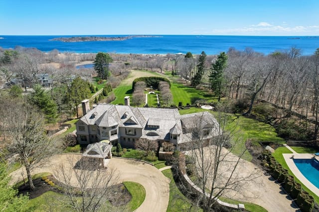 Casa Unifamiliar de 5 quartos em 53 Paine Avenue, Beverly