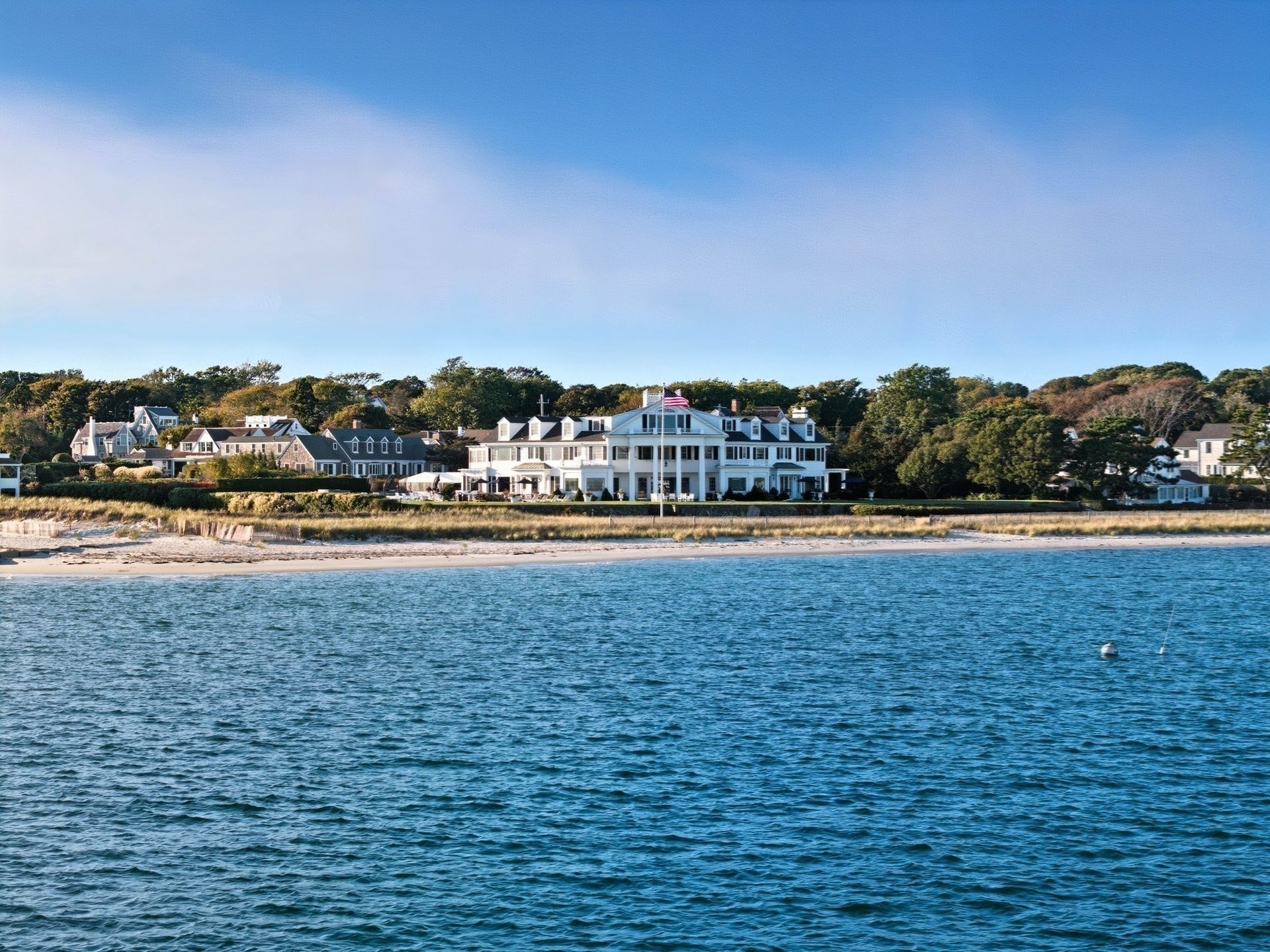Casa Unifamiliar de 7 quartos em 155 Irving Avenue, Barnstable