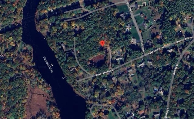0-bed Land at 2 Lima Ln, Berkley
