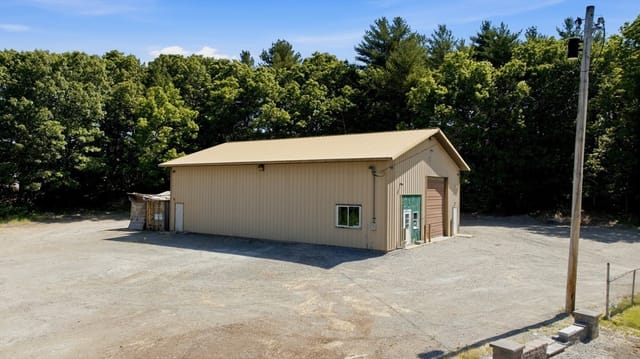 0-bed Commercial at 86 Eastman, Mansfield