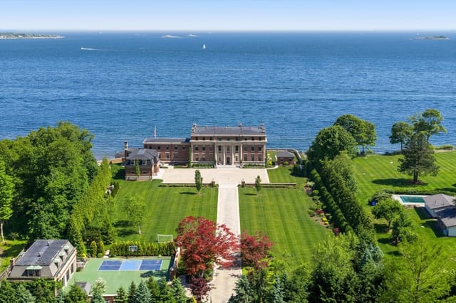 Casa Unifamiliar de 13 quartos em 34 Paine Avenue, Beverly