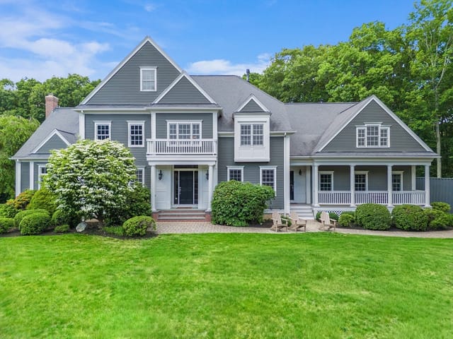 5-bed Single Family at 16 Kingsbury Dr, Holliston
