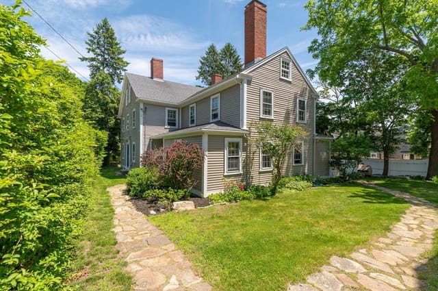 6-bed Multi-Family at 1 Main Street, Essex