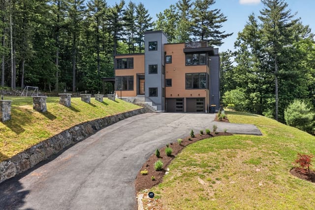 Casa Unifamiliar de 5 quartos em 150 Norwood St, Sharon