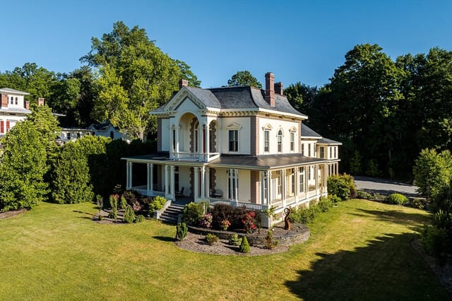 4-bed Single Family at 38 Gray St., Amherst