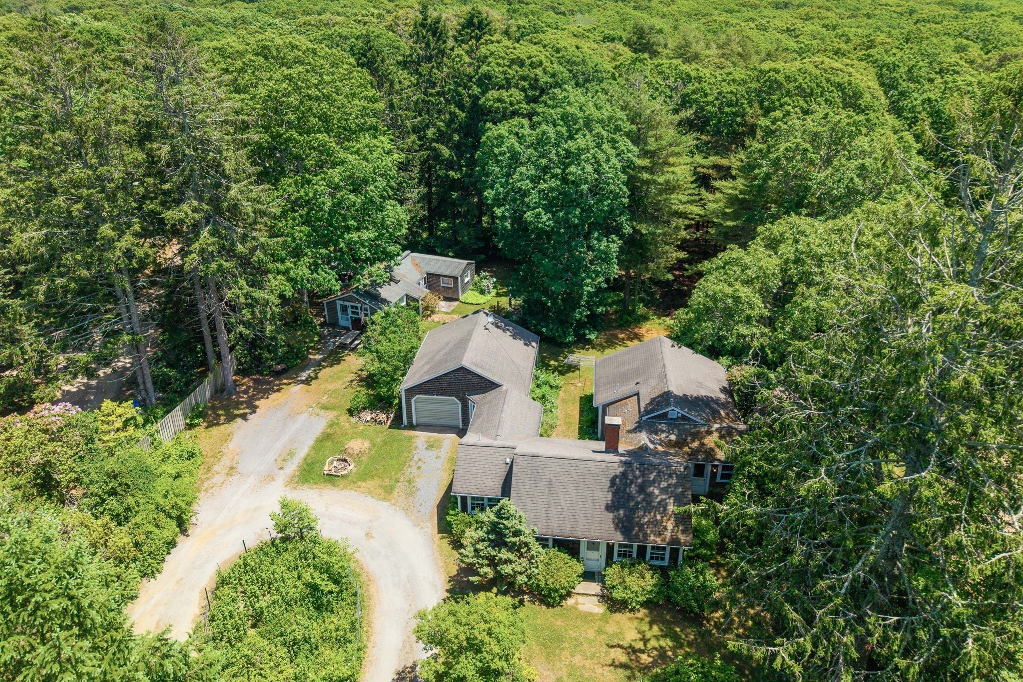 3-bed Single Family at 132 South Rd, Chilmark
