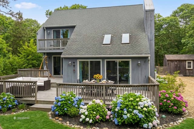 3-bed Single Family at 44 Prices Way, Edgartown
