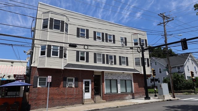 18-bed Multi-Family at 91-95 Medford Street, Malden
