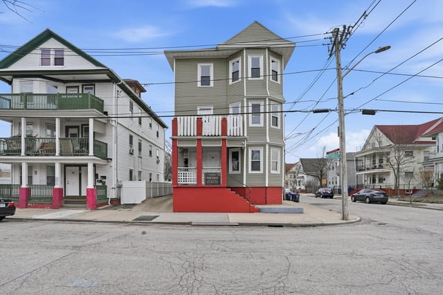 9-bed Multi-Family at 38 Mitchell St, Providence