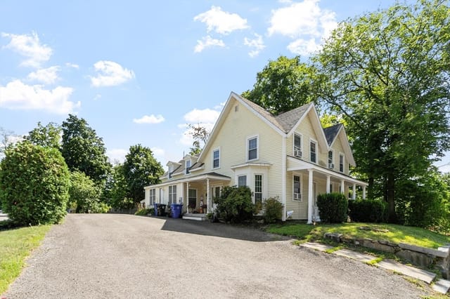 5-bed Multi-Family at 19 Main St, Shirley