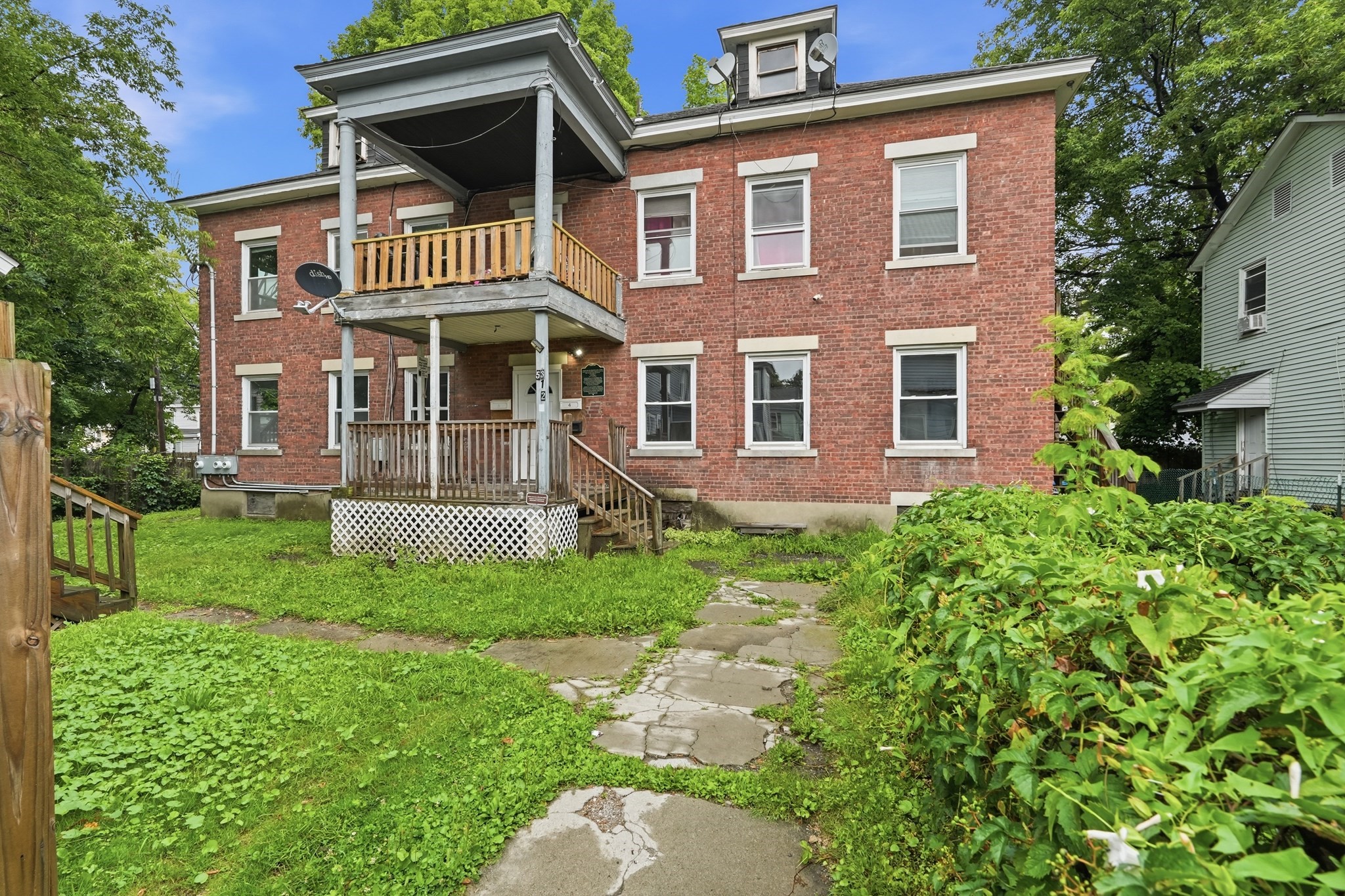 Multifamiliar de 8 quartos em 53.5 Orchard St, Pittsfield