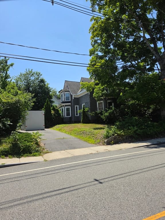 4-bed Single Family at 58 Stetson St, Bridgewater