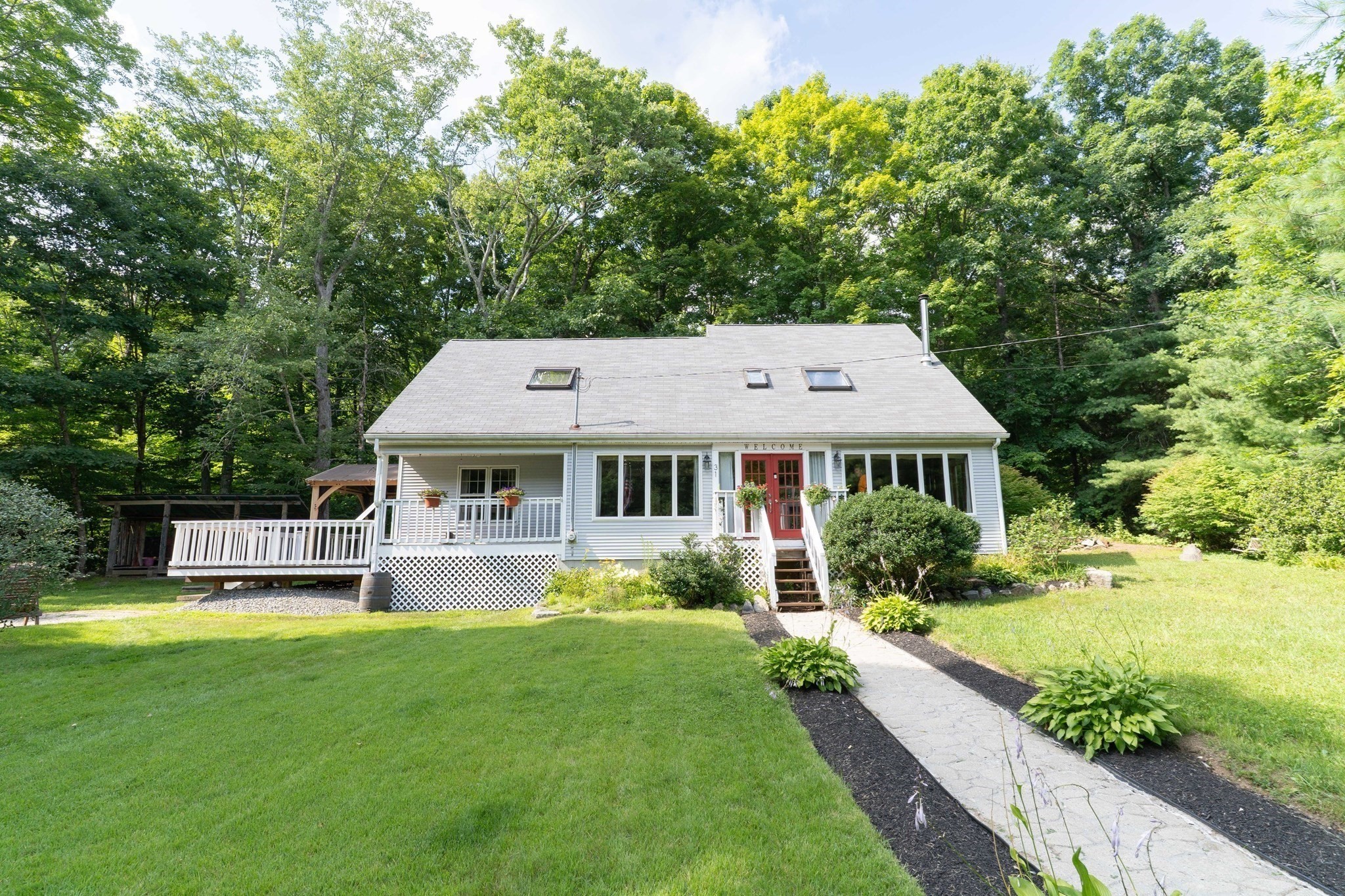 Casa Unifamiliar de 4 quartos em 31 Little Alum Rd, Brimfield