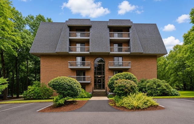 2-bed Condo at 65 Commons Dr # 210, Shrewsbury