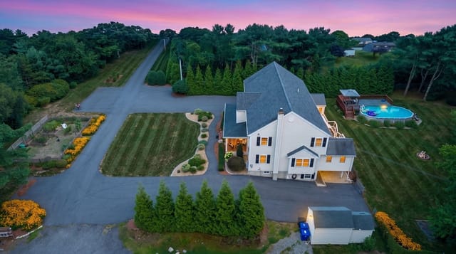 6-bed Single Family at 360 Myricks St, Taunton