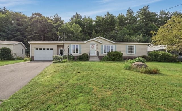 3-bed Single Family at 33 Bayberry Drive, Gardner