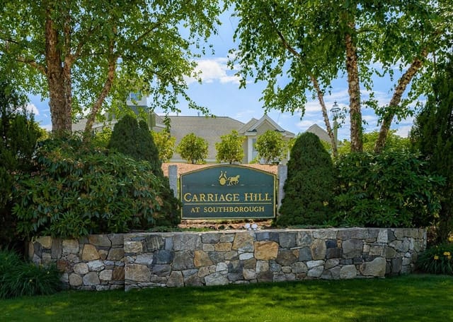 Condominio de 2 habitaciones en 69 Carriage Hill Circle # 69, Southborough