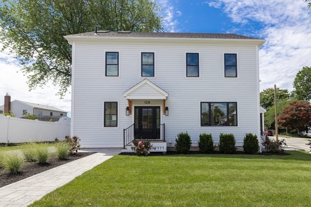 Condomínio de 4 quartos em 128 Carey Ave # 128, Watertown