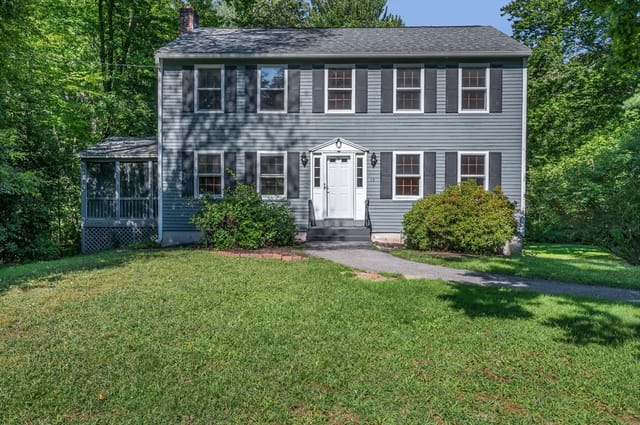 Casa Unifamiliar de 4 quartos em 19 Appaloosa Drive, Methuen