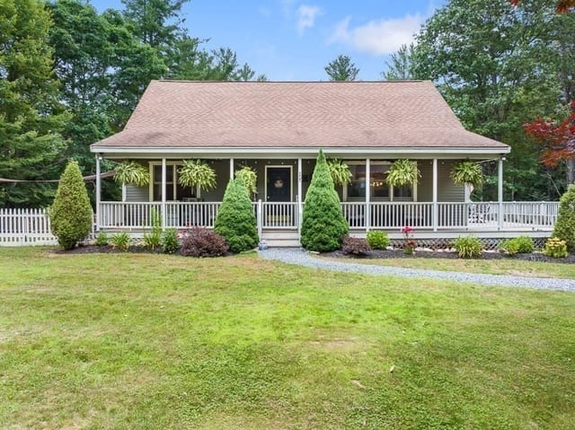4-bed Single Family at 115 River Rd, Rutland