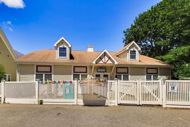 Comercial de 0 quartos em 97 Union Street, Watertown