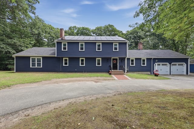 5-bed Single Family at 26 Kathleen Dr, Andover