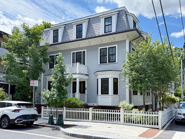 6-bed Single Family at 35 Willard St, Cambridge