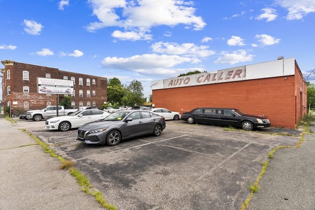 0-bed Commercial at 187 N Main St, Brockton