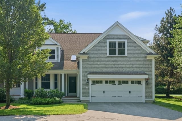 3-bed Condo at 239 Washington St # 9, Norwell