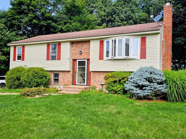 3-bed Single Family at 4 Sycamore Dr, Rutland