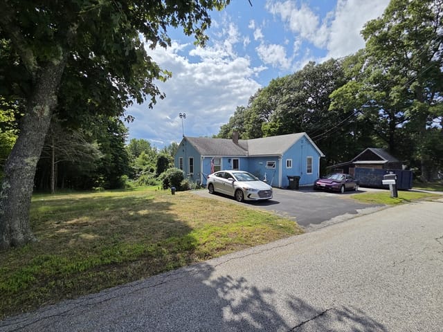 3-bed Single Family at 40 Upper Gore Rd, Webster