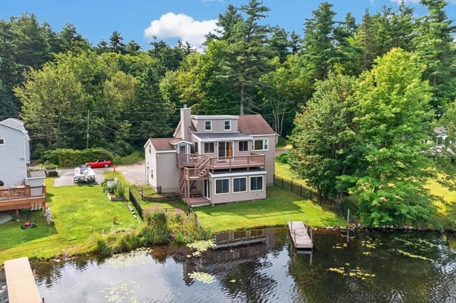 3-bed Single Family at 9 Lake Dr E, Westminster