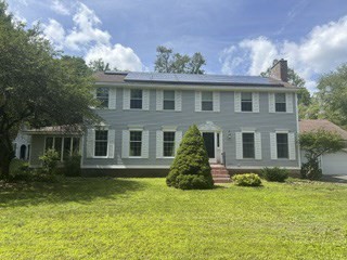Casa Unifamiliar de 4 quartos em 317 New Sherborn Rd, Athol