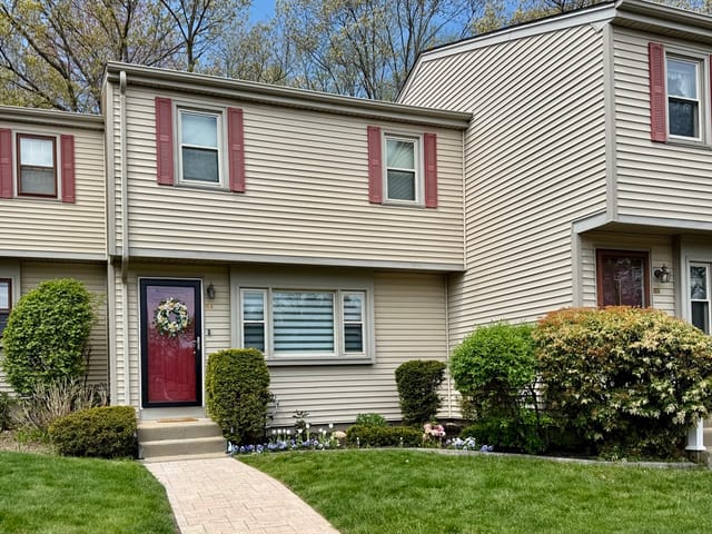 2-bed Condo at 152 E Bacon St # C2, Plainville