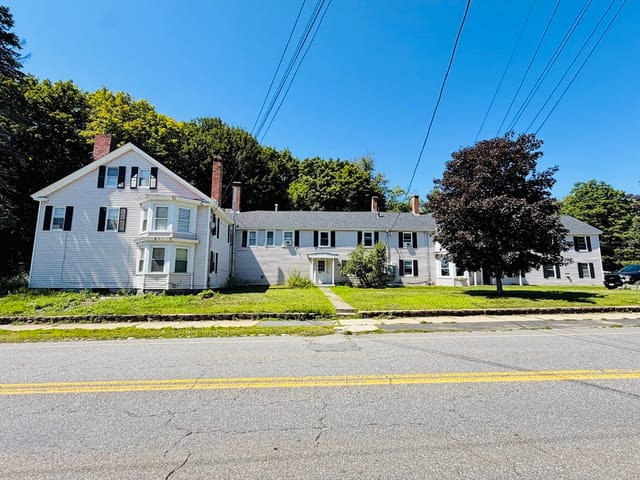 8-bed Multi-Family at 181 Pond St, Leominster