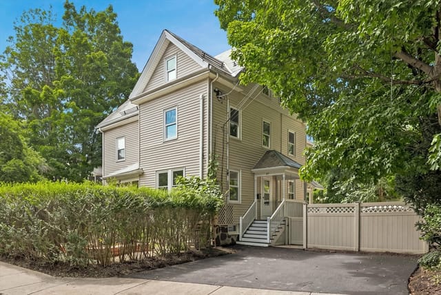 3-bed Single Family at 97 Melendy Ave # 97, Watertown