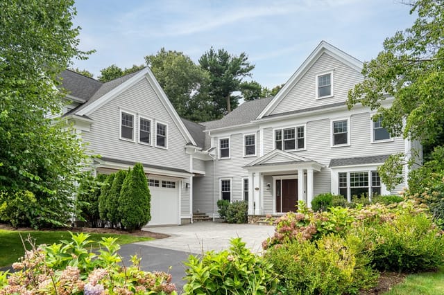 6-bed Single Family at 88 Woodbine Circle, Needham