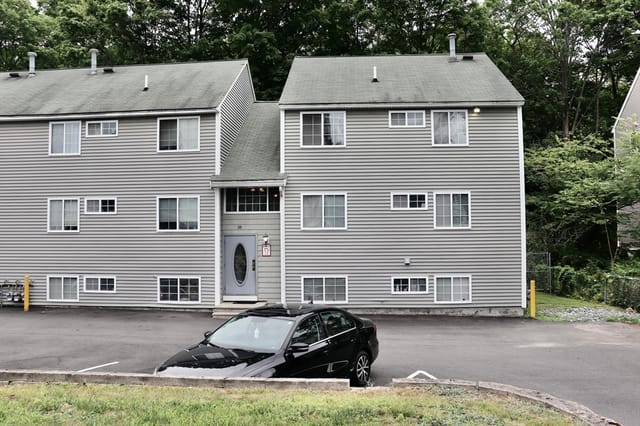 Condomínio de 2 quartos em 38 Walker St # 12, Lowell