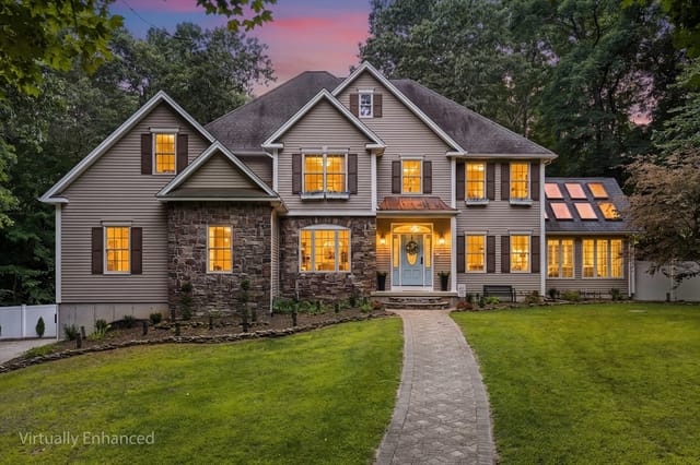 Casa Unifamiliar de 4 quartos em 4 Iroquois Ln, Wilbraham
