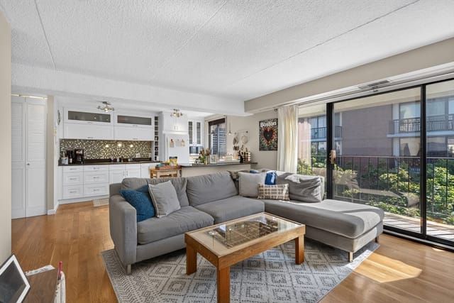 Condominio de 2 habitaciones en 55 Sewall Ave, Brookline
