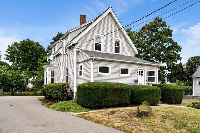 3-bed Single Family at 545 Washington St, Braintree