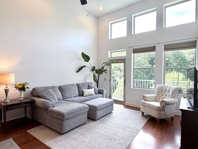 2-bed Condo at 4 Harvest Dr # 323, North Andover
