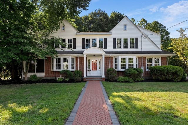 5-bed Single Family at 138 Nichols St, Norwood