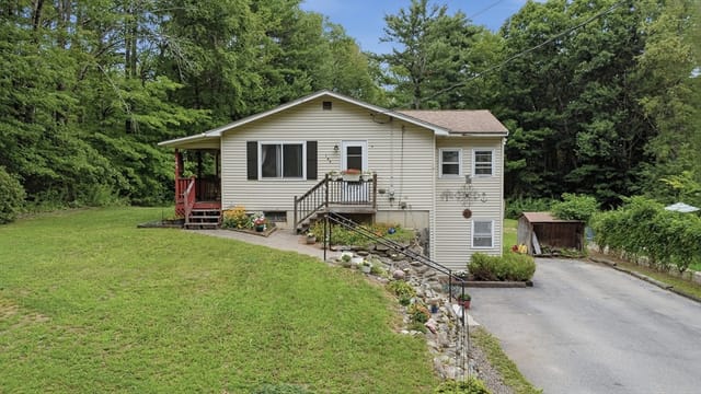 4-bed Single Family at 145 Brooks Village Road, Templeton