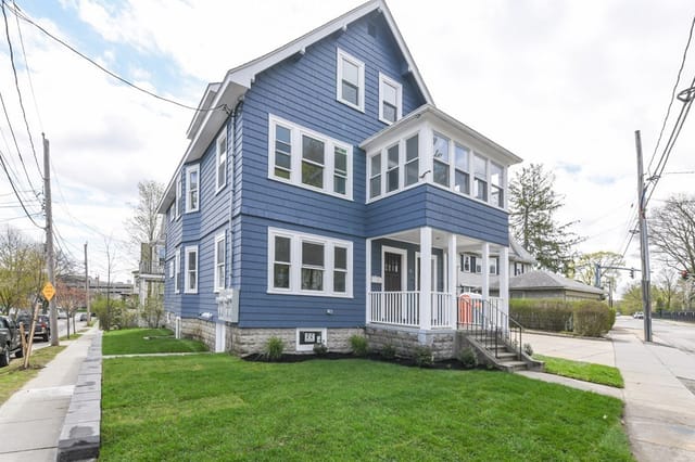 2-bed Condo at 20 Beechwood Ave # 2, Watertown