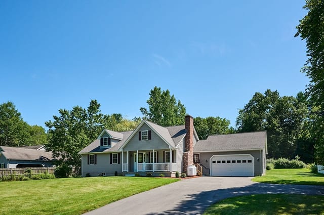 3-bed Single Family at 20 Clark Lane, Easthampton