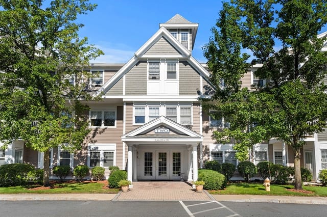 2-bed Condo at 6 Technology Dr # 235, Chelmsford
