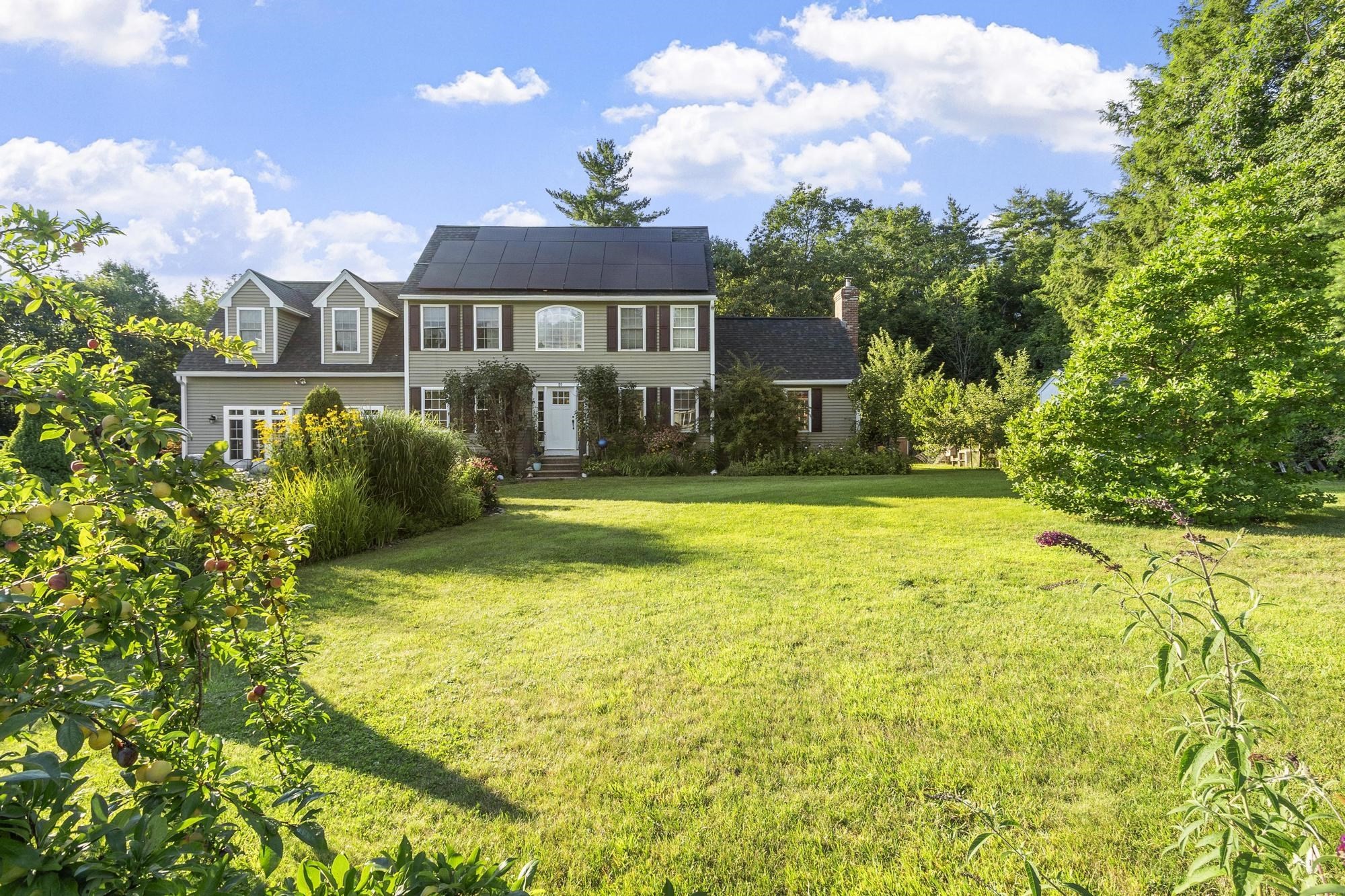 Casa Unifamiliar de 4 quartos em 89 Miles Rd, Athol