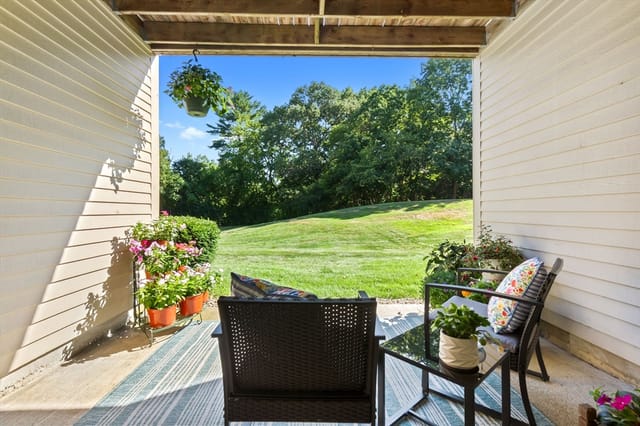 3-bed Condo at 4 Duck Pond Rd # 206, Beverly