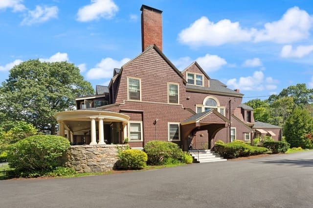 1-bed Condo at 156 Chestnut Ave # 6, North Andover